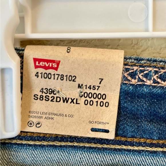 Levi's NWT Women's Blue Denim Shorts Mid Thigh Size 8 - Picture 6 of 8